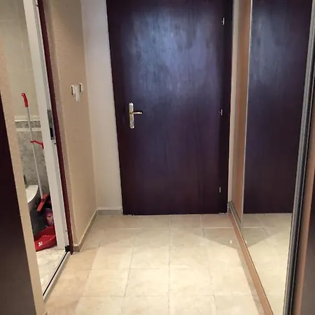 Miramar Palace -apartament 211s * ساني بيتش