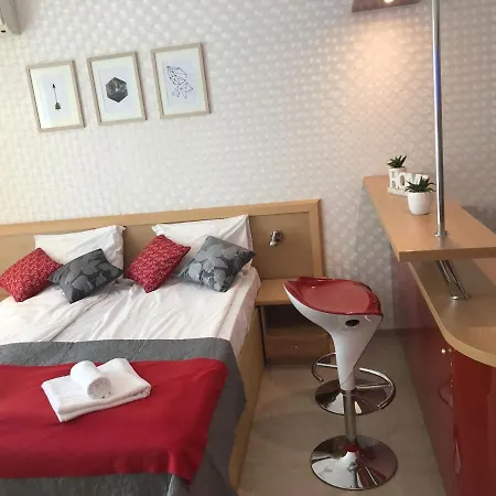 Miramar Palace -apartament 211s شقة
